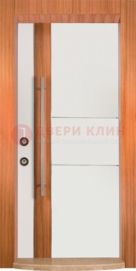 Белая входная дверь c МДФ панелью ЧД-09 в частный дом в Черноголовке