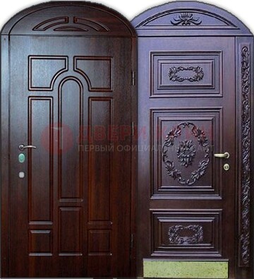 Стильная железная арочная дверь с декоративным элементом ДА-24 в Черноголовке