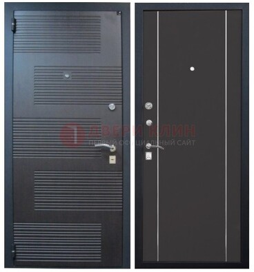 Темная металлическая дверь с МДФ ДМ-105 в деревянный дом в Черноголовке