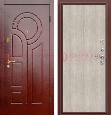 Красная металлическая дверь с МДФ панелями ДМ-368 в Черноголовке