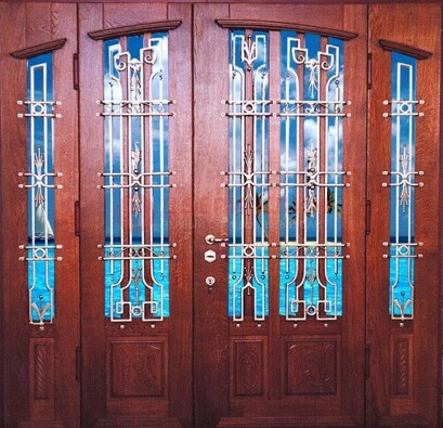 Парадная дверь со вставками из стекла ДПР-55 с шумоизоляцией в Черноголовке