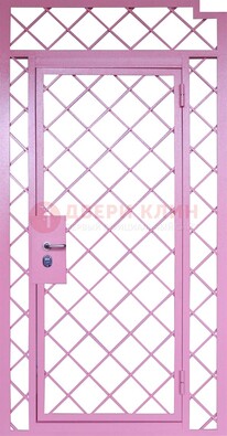 Розовая металлическая решетчатая дверь ДР-15 в Черноголовке