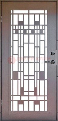 Коричневая стальная решетчатая дверь с узором ДР-4 в Черноголовке
