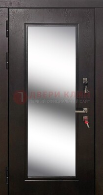Коричневая железная дверь со стеклом для дома ДС-23 в Черноголовке