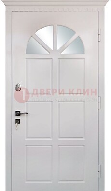 Светлая железная дверь со стеклом ДС-29 в Черноголовке