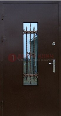 Надежная металлическая дверь со стеклом и ковкой ДСК-47 в Черноголовке