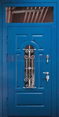 Синяя железная филенчатая дверь со стеклом и ковкой ДСК-97 в Черноголовке