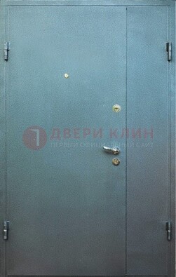 Серая тамбурная дверь ДТМ-34 в Черноголовке