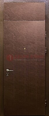 Коричневая стальная дверь с винилискожей ДВ-24 в Черноголовке