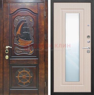 Темная дверь с резьбой и зеркалом внутри ДЗ-49 в Черноголовке