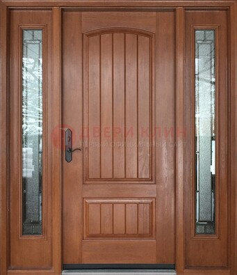 Стальная дверь с массивом дуба и витражом для дома ВЖ-17 в Черноголовке