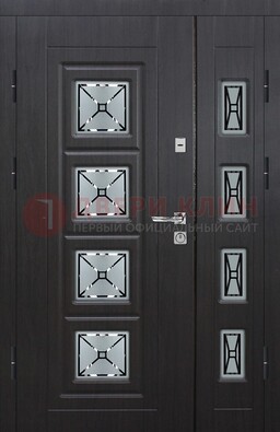 Чёрная двухстворчатая железная дверь с МДФ и витражом ВЖ-35 в Черноголовке